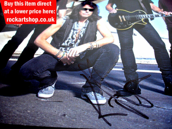 Foreigner Signatures