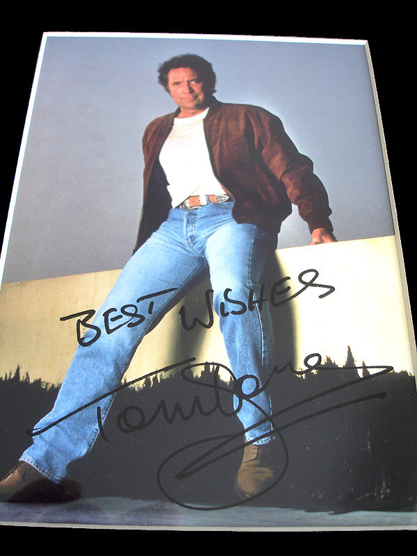 Tom Jones Autograph