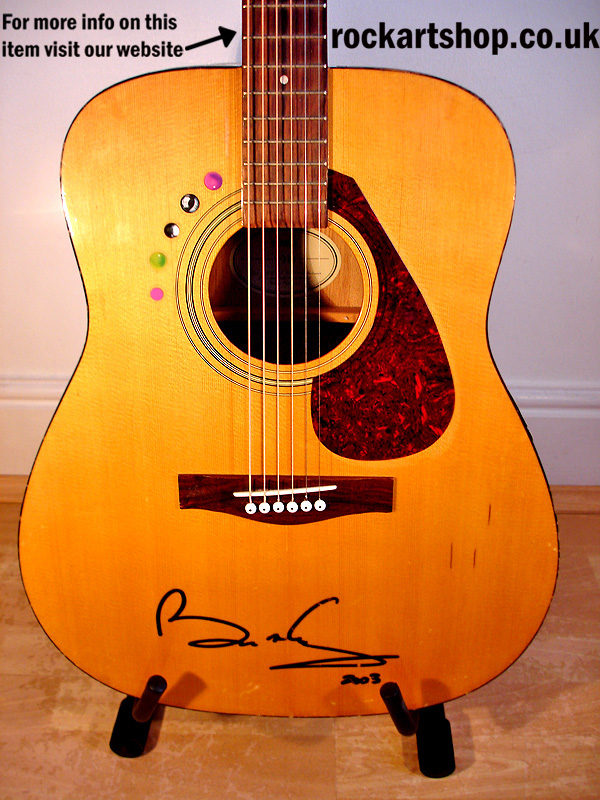 Guitar Signed by Brian May