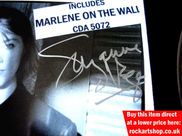 SUZANNE VEGA AUTOGRAPH