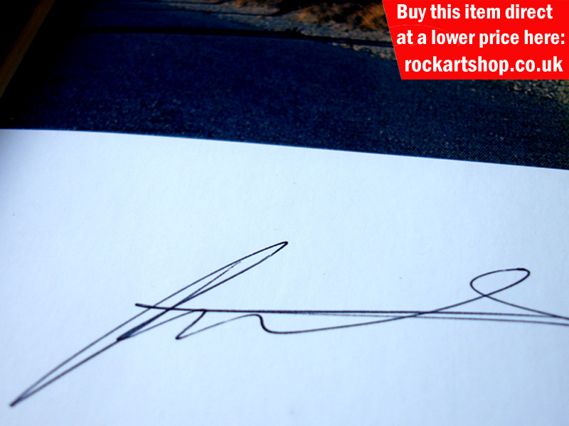 Pete Trewavas Autograph Pete Trewavas Autograph