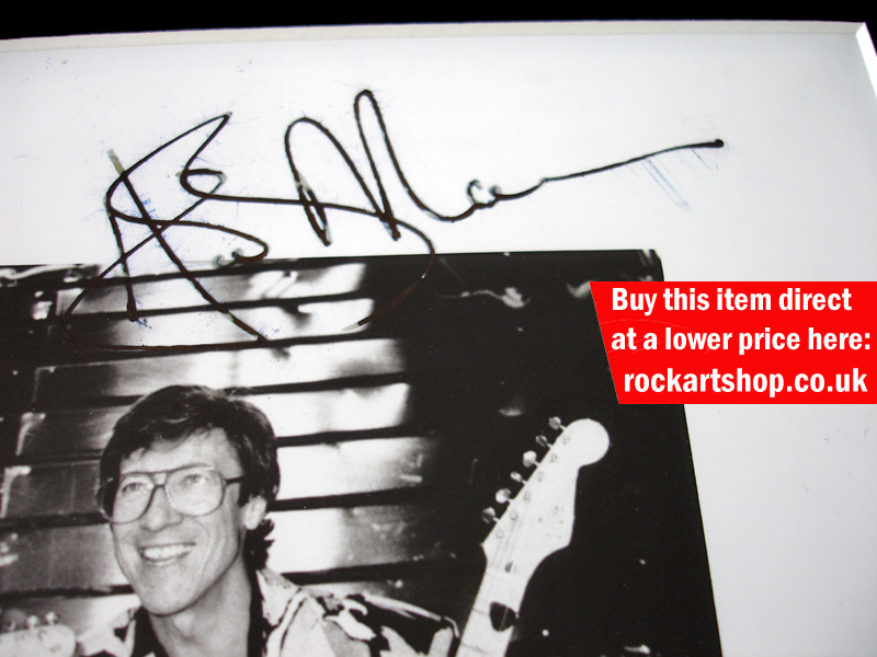 Hank Marvin Autograph
